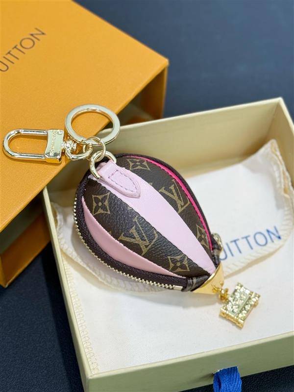 2026124151052949 740